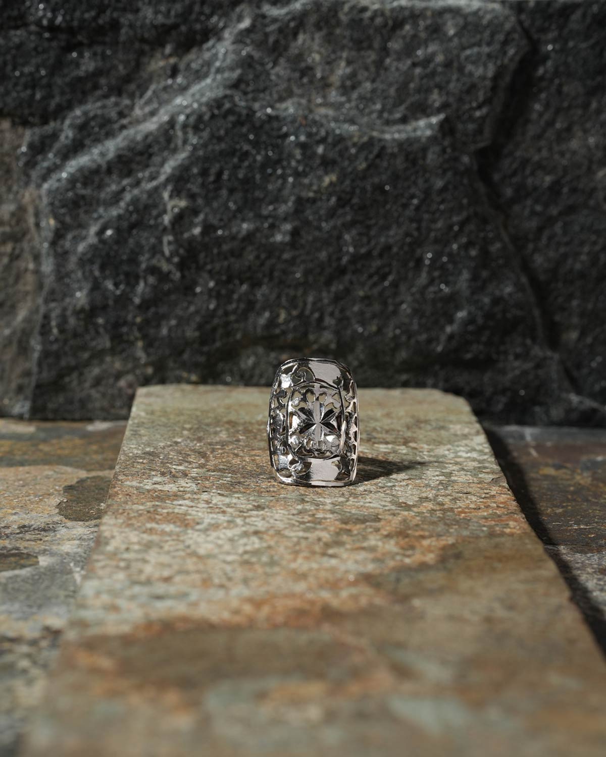 Jaal ring