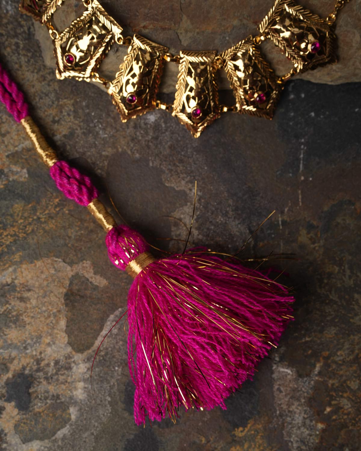 Gulzaar neckpiece