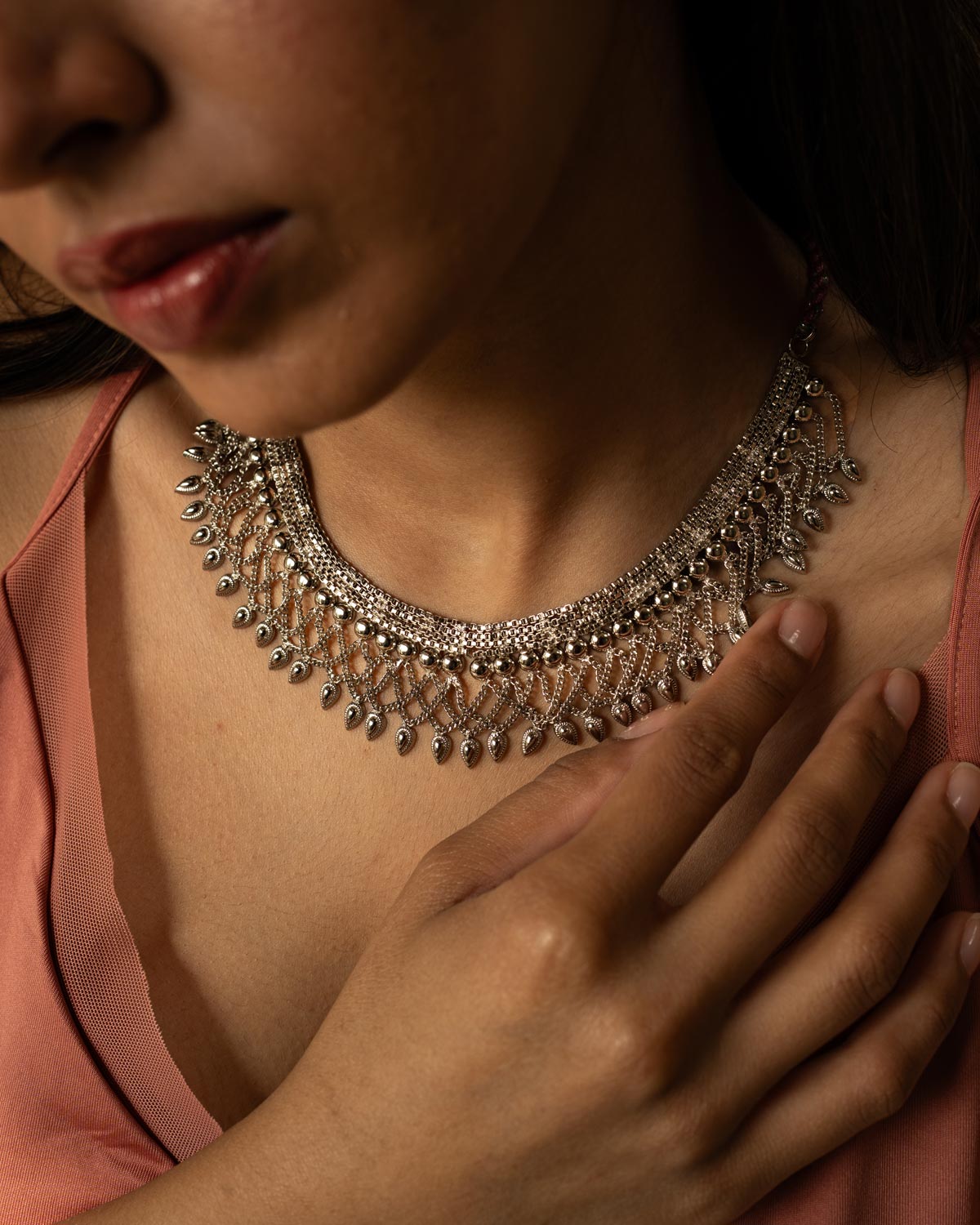 Nazneen neckpiece - Silver