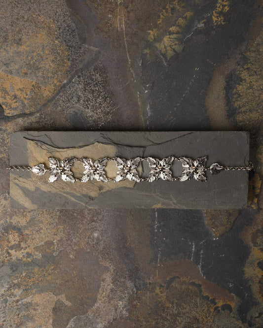 Mehnaz Choker