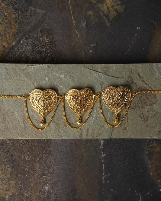 Dilnaaz Choker