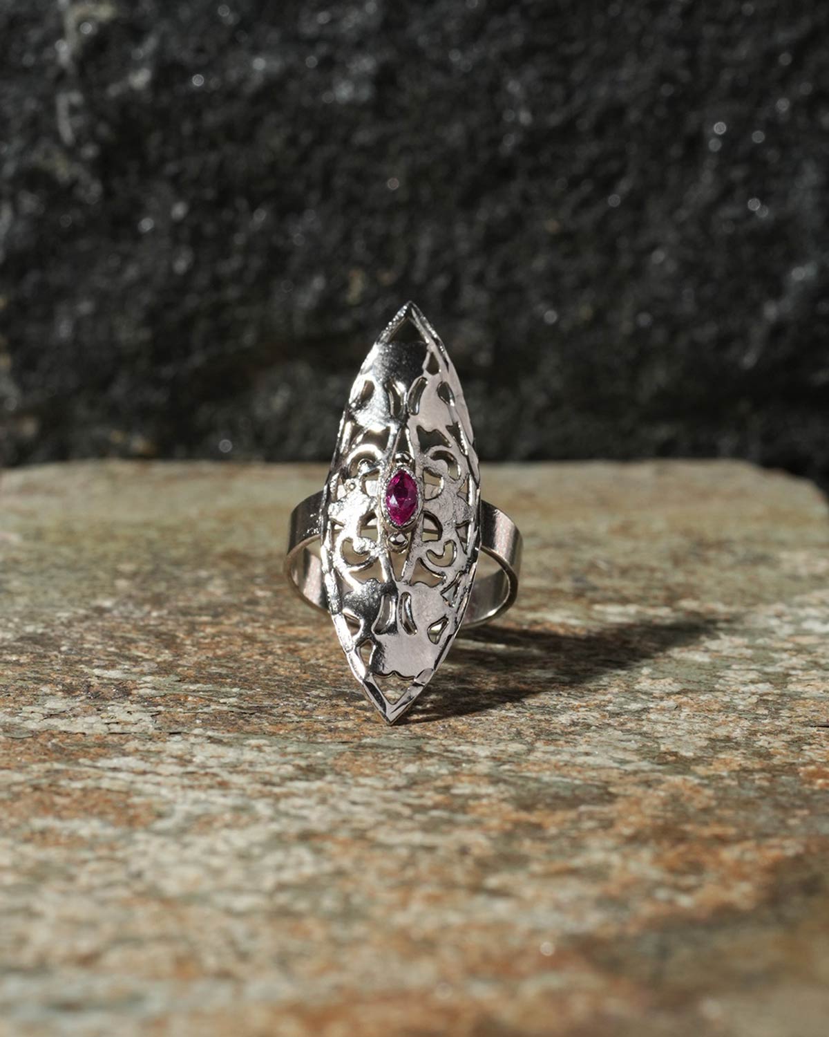 Tide ring