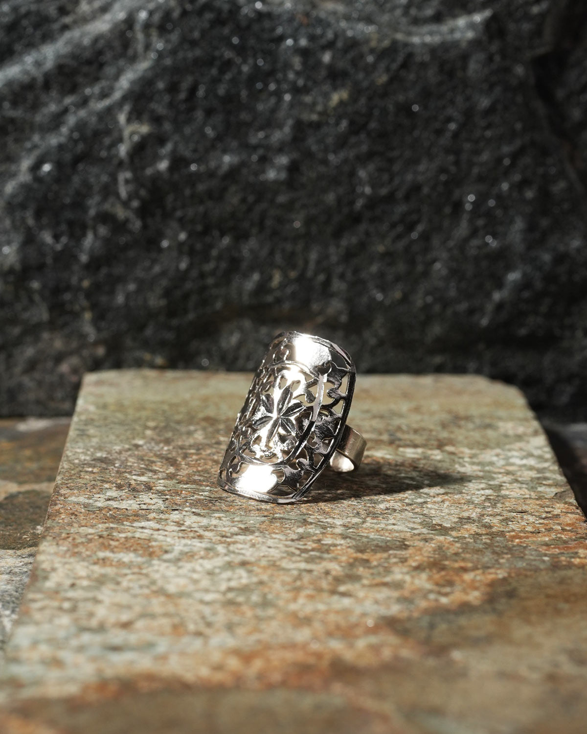Jaal ring