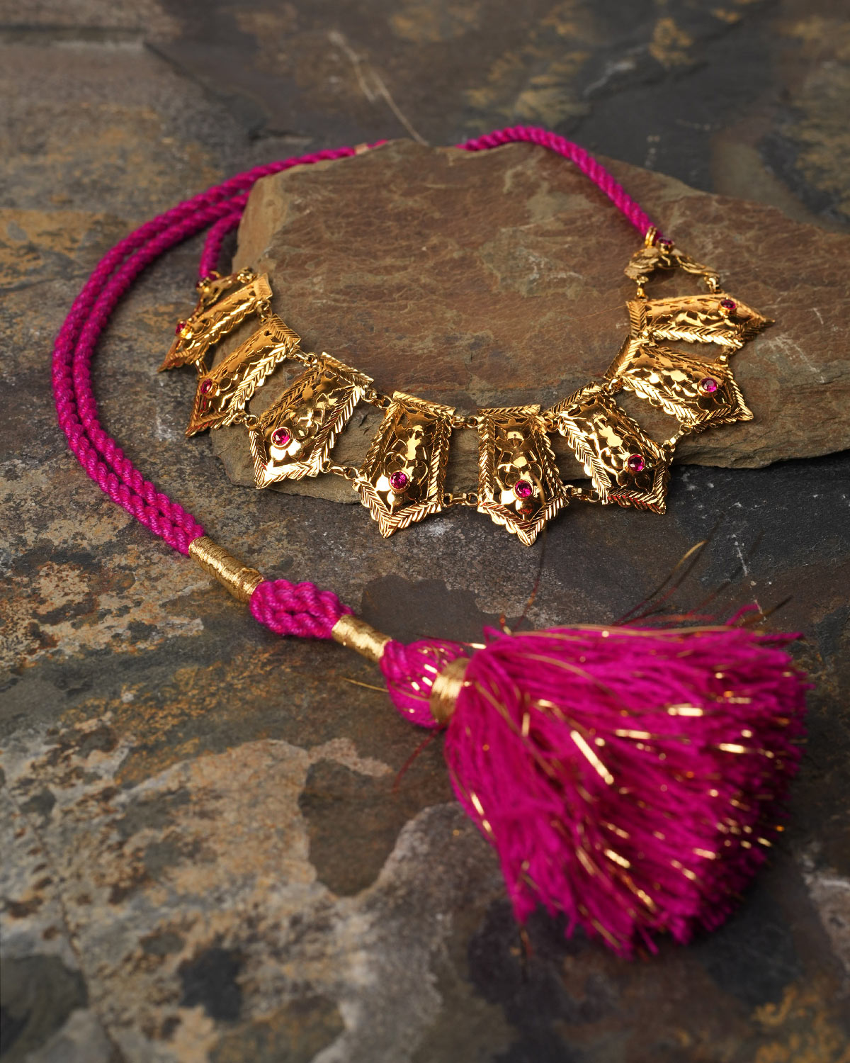 Gulzaar neckpiece