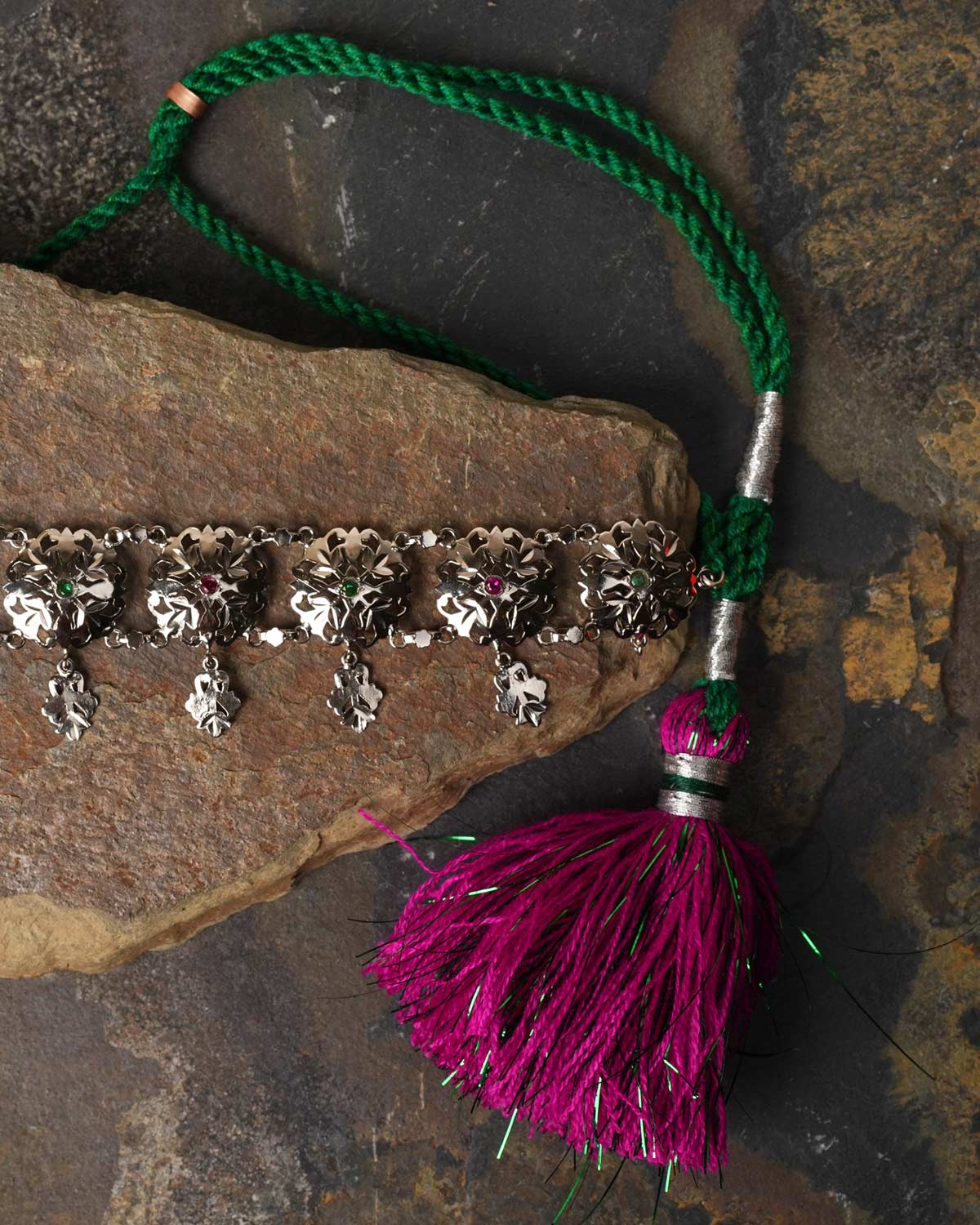Lohari neckpiece