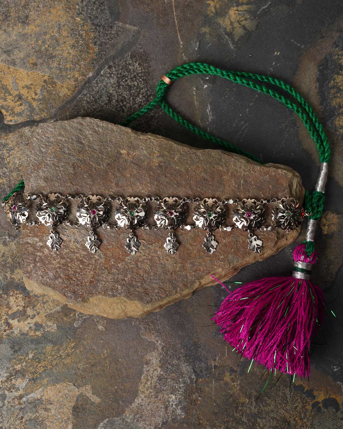 Lohari neckpiece