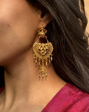 Pyaar Earrings