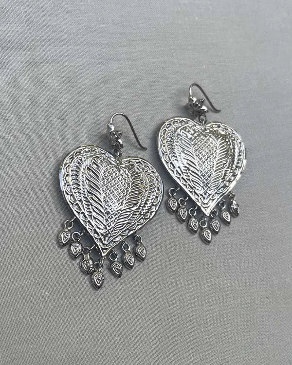 Dil Tara earrings
