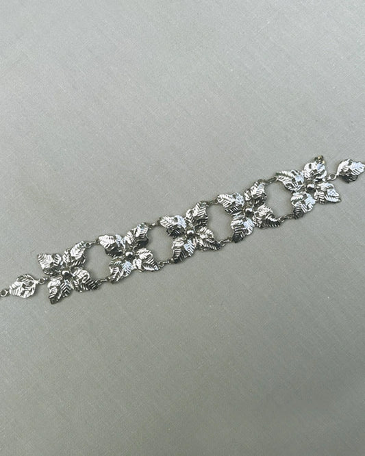 Mehnaz Choker